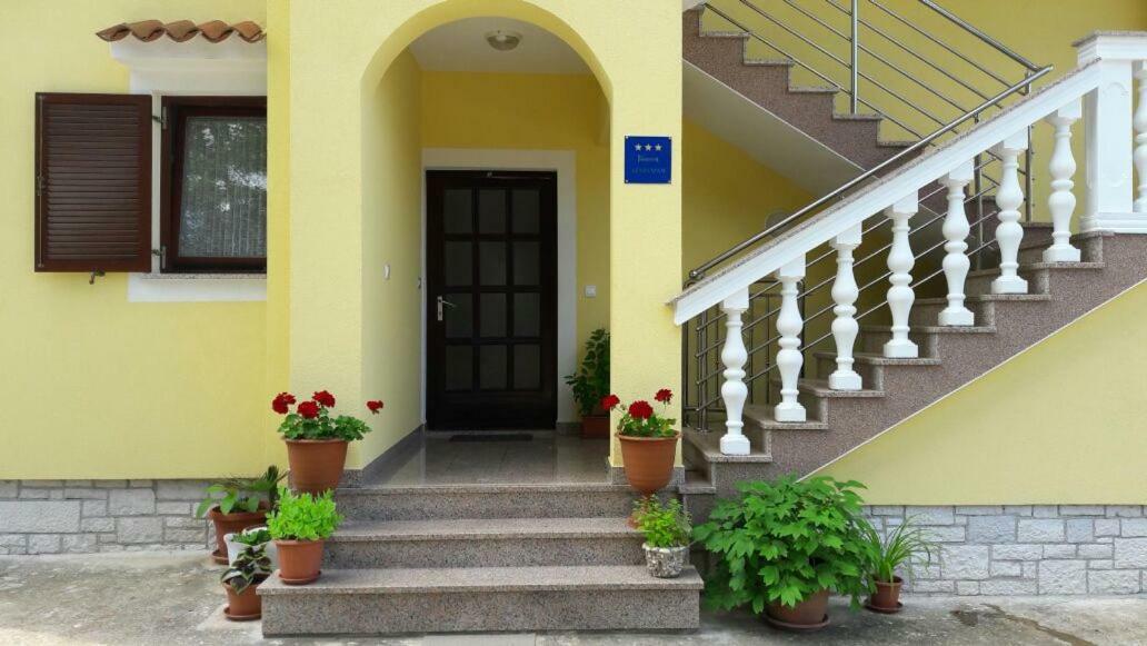 Apartment Smajlovic Kukci Zewnętrze zdjęcie